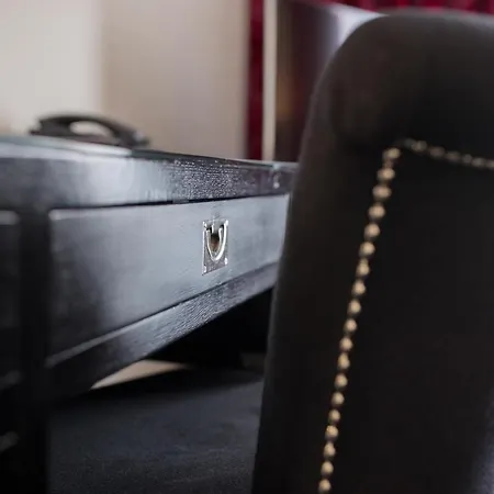 Hotel König`s Am Schlosspark 4*