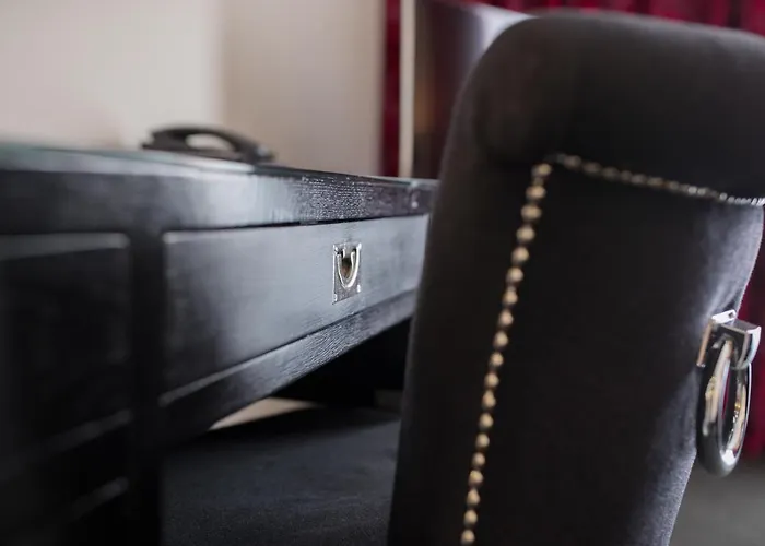 Hotel Koenig's Am Schlosspark 4*