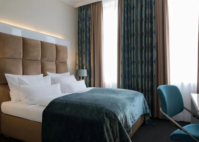 Konig's Am Schlosspark Hotel