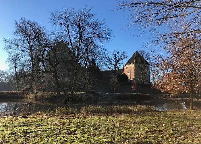 Hotel König`s Am Schlosspark 4*