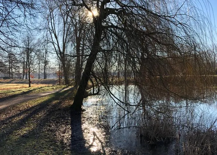 König`s Am Schlosspark 4*